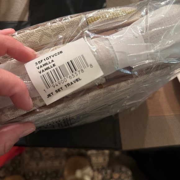 MICHAEL Michael Kors Handbags - MICHAEL Michael Kors Vanilla Crossbody Bag